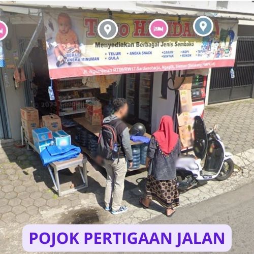 TOKO HAMDAN, selatan famili mart UII,  pas pojok