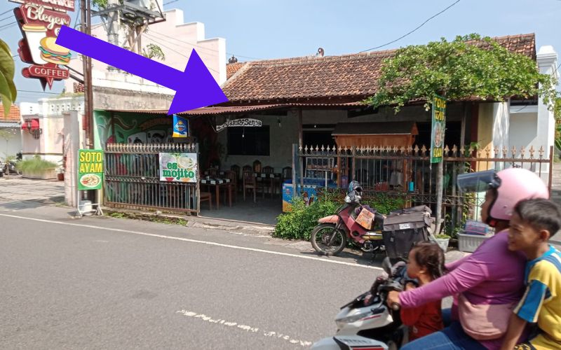 SOTO AYAM PAK TRI ,taman sari